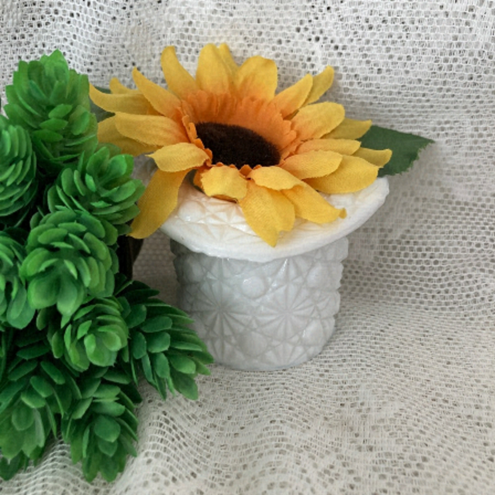 Vintage Milk White Small Container. Wonderful vintage condition.